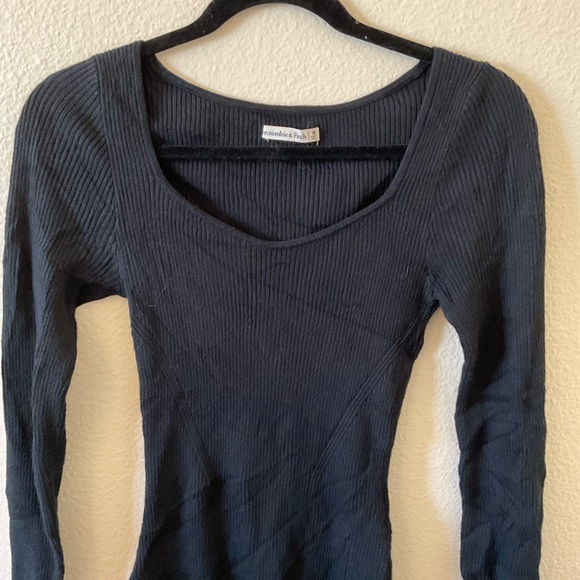 Abercrombie & Fitch long sleeve ribbed knit black body suit size M - Picture 3 of 8